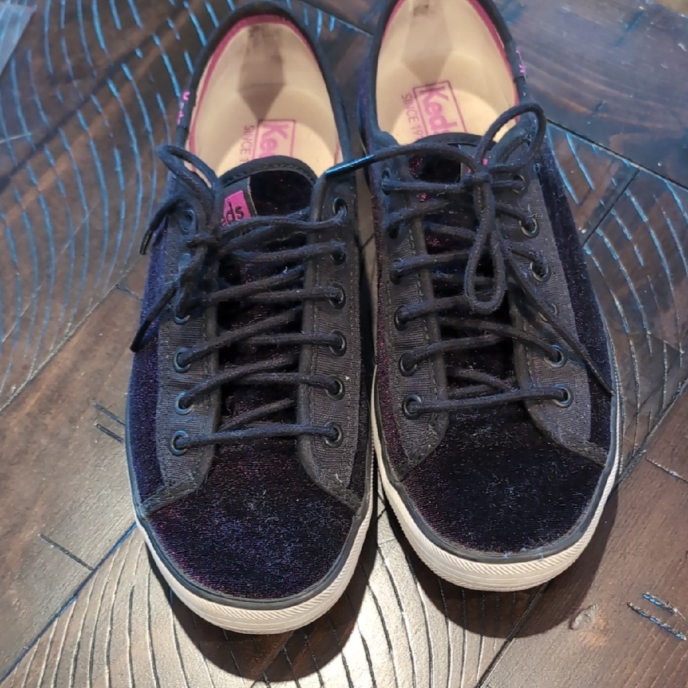 Metallic Purple Velvet Keds